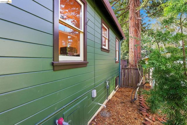 4061 4061 Whittle Ave, Oakland, CA 94602