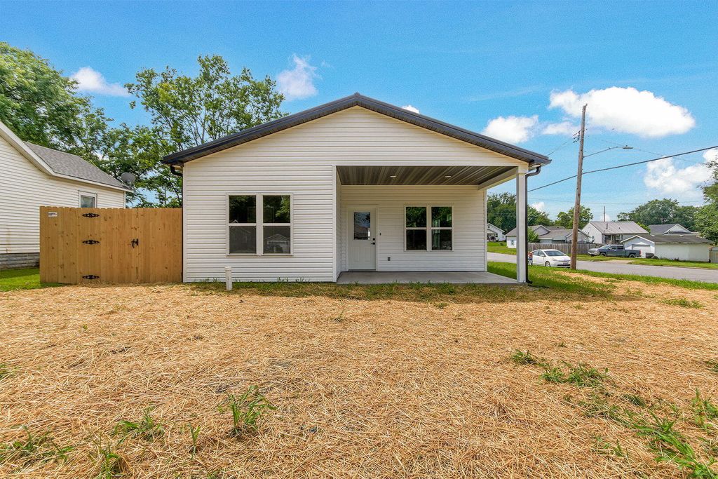 703 S MULDROW ST, Mexico, MO 65265