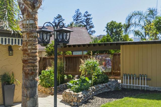 2859 Broken Oak Court, San Jose, CA 95148