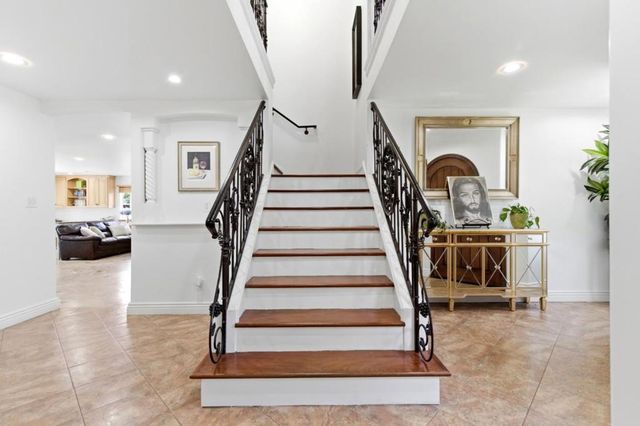 2859 Broken Oak Court, San Jose, CA 95148