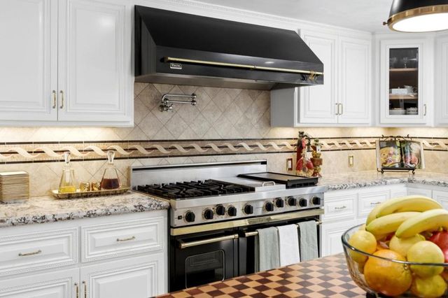 2859 Broken Oak Court, San Jose, CA 95148