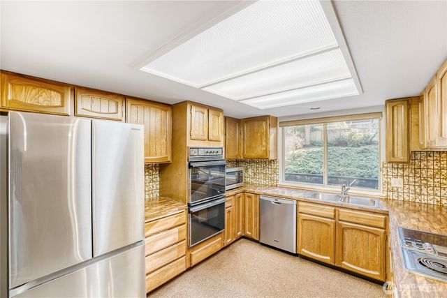 4223 NE 205th Street, Lake Forest Park, WA 98155