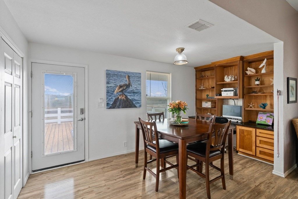 341 W Misty Oak, Rockport, TX 78382 — photo 4