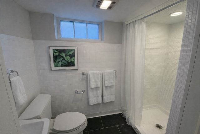40 Evergreen Ave 1..0, Somerville, MA 02145