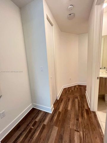 10229 NW 64th Ter 101, Doral, FL 33178