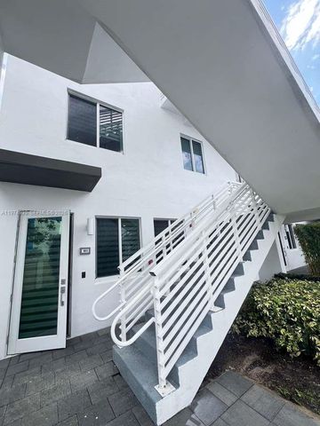 10229 NW 64th Ter 101, Doral, FL 33178