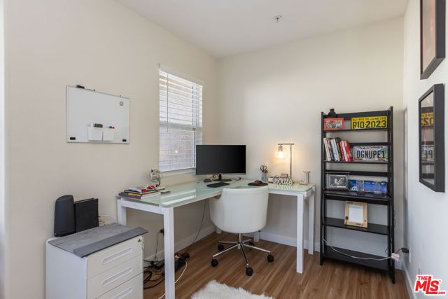 8011 Hannum Avenue, Culver City, CA 90230