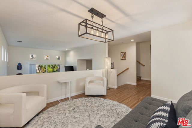 8011 Hannum Avenue, Culver City, CA 90230