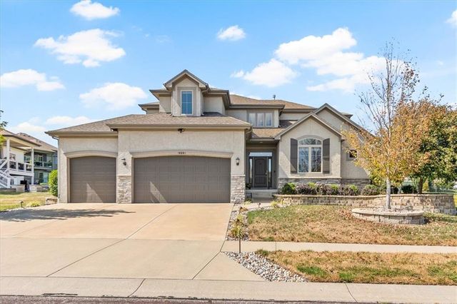 16804 Hauser Street, Overland Park, KS 66221