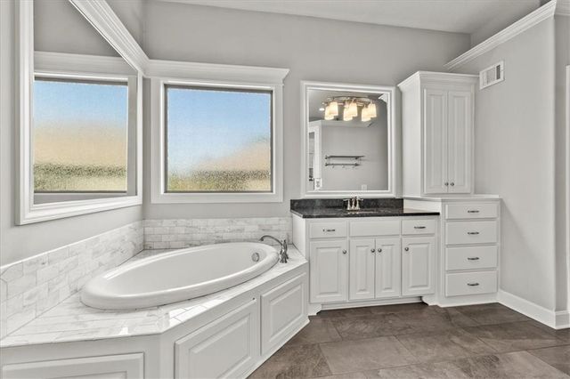 16804 Hauser Street, Overland Park, KS 66221