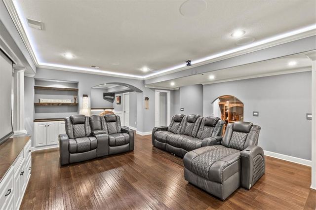16804 Hauser Street, Overland Park, KS 66221