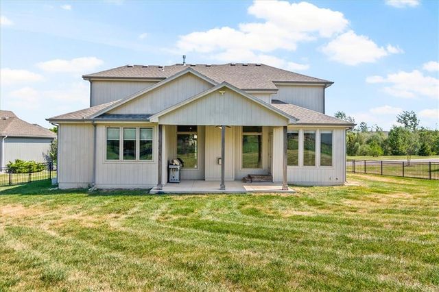 16804 Hauser Street, Overland Park, KS 66221