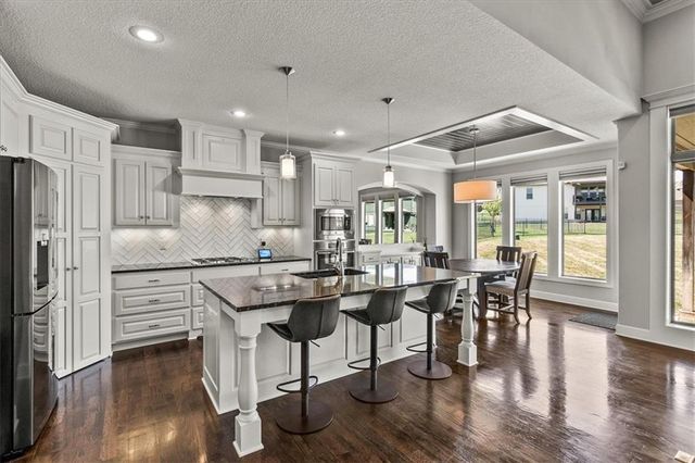 16804 Hauser Street, Overland Park, KS 66221