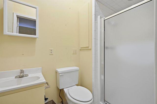 2613 W Cascade Drive, Sherman, TX 75092