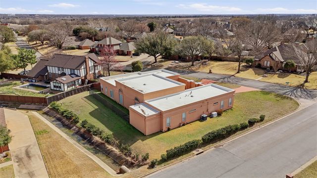 2613 W Cascade Drive, Sherman, TX 75092