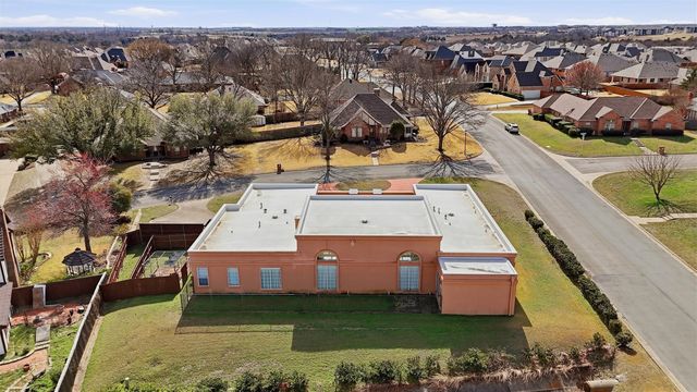 2613 W Cascade Drive, Sherman, TX 75092