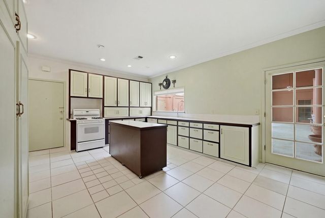 2613 W Cascade Drive, Sherman, TX 75092