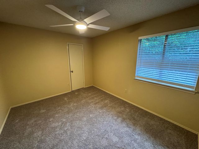4236 Iriona BND, Austin, TX 78749