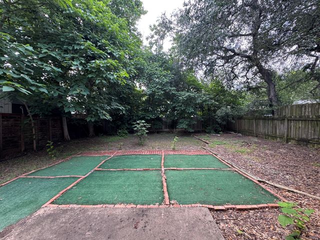 4236 Iriona BND, Austin, TX 78749