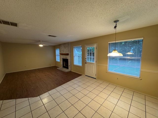 4236 Iriona BND, Austin, TX 78749