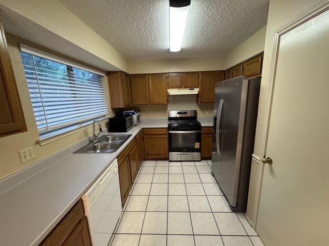 4236 Iriona BND, Austin, TX 78749