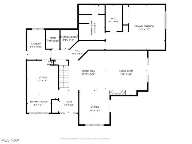 16 Deerfield Lane, Beachwood, OH 44122