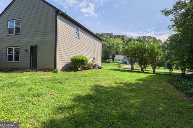 4488 Whitt Station Run NW, Acworth, GA 30101