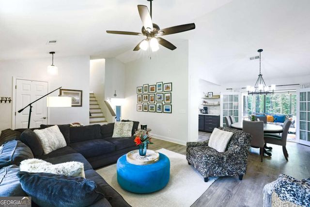 4488 Whitt Station Run NW, Acworth, GA 30101