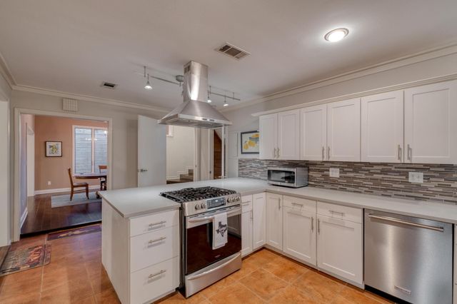 6005 Hudson Bend RD, Austin, TX 78734