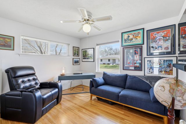 8487 Swift Avenue, Dallas, TX 75228