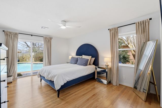 8487 Swift Avenue, Dallas, TX 75228