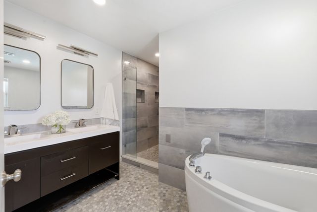 8487 Swift Avenue, Dallas, TX 75228