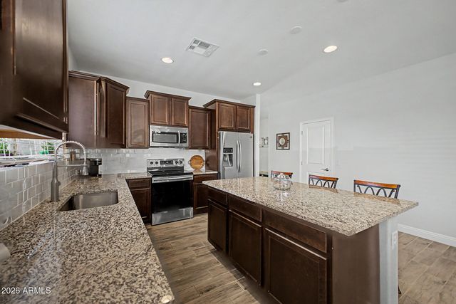 2120 W OLIVIA Drive, San Tan Valley, AZ 85144