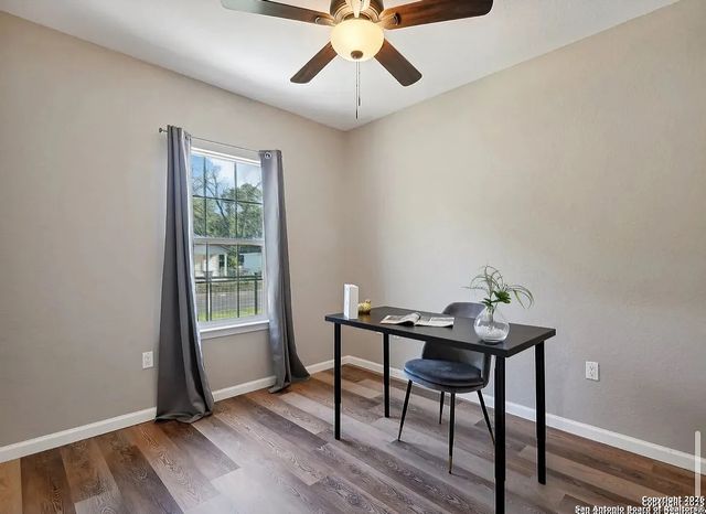 1006 Center, San Antonio, TX 78202