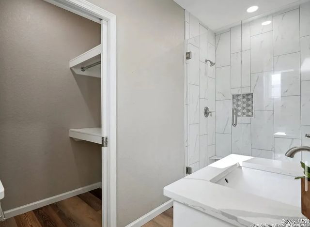 1006 Center, San Antonio, TX 78202