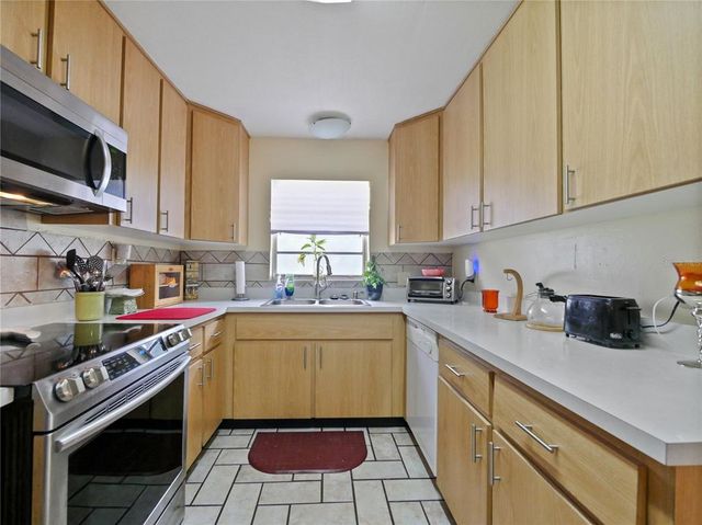 4025 LUAN DRIVE, Orlando, FL 32808