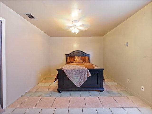 4025 LUAN DRIVE, Orlando, FL 32808