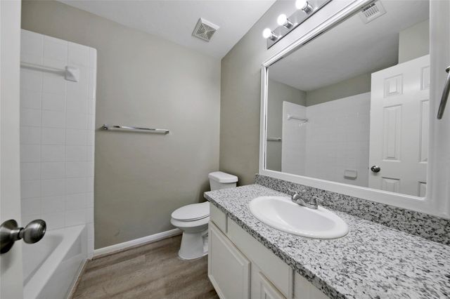 2710 Grants Lake Boulevard S6, Sugar Land, TX 77479