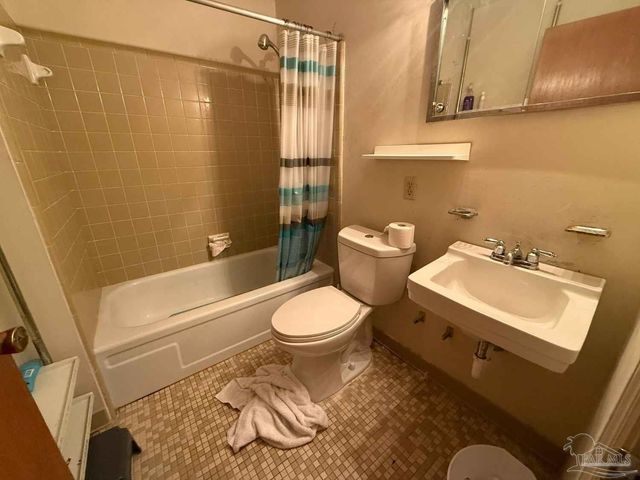 809 Nantes Way, Pensacola, FL 32505