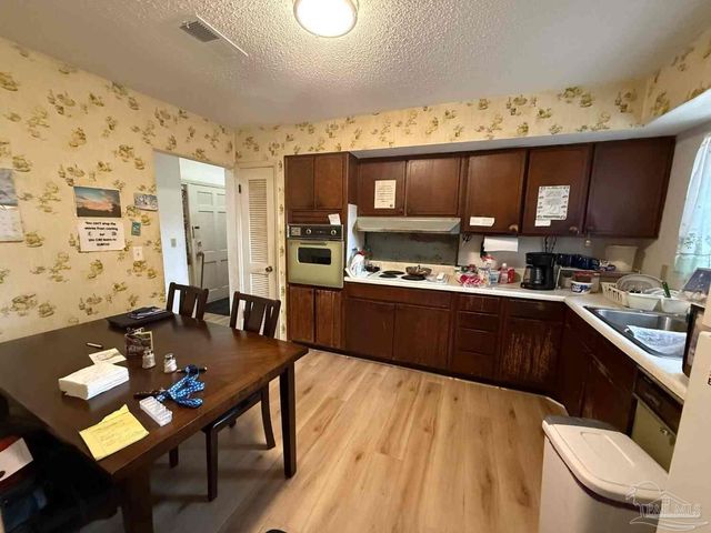 809 Nantes Way, Pensacola, FL 32505