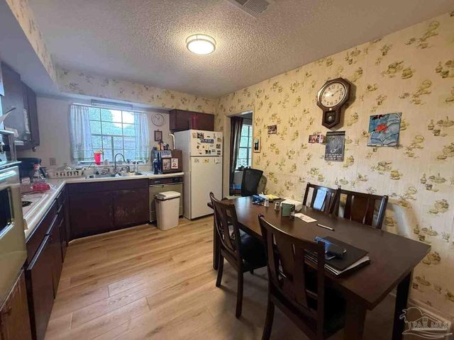 809 Nantes Way, Pensacola, FL 32505