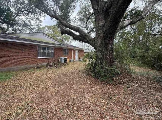 809 Nantes Way, Pensacola, FL 32505