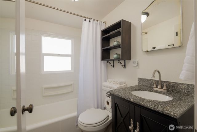 3810 S D Street, Tacoma, WA 98418