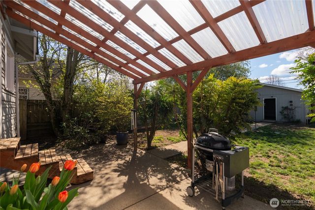 3810 S D Street, Tacoma, WA 98418