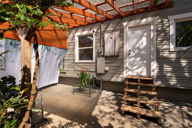 3810 S D Street, Tacoma, WA 98418