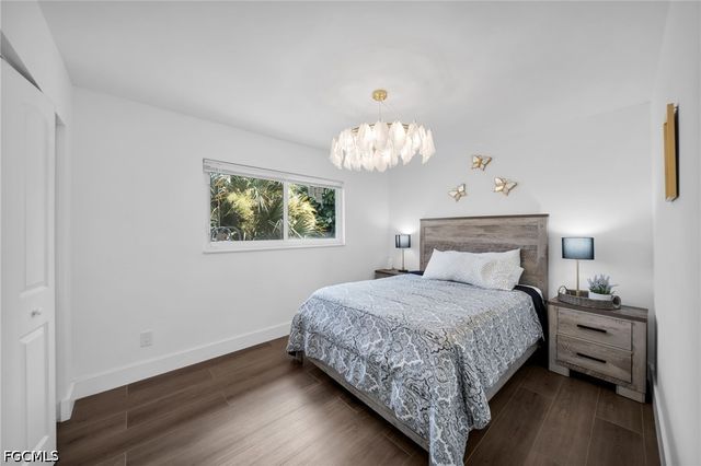 127 SE 43rd LN, Cape Coral, FL 33904