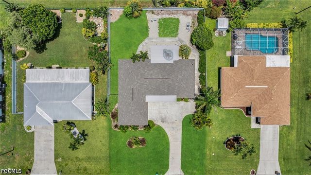 127 SE 43rd LN, Cape Coral, FL 33904