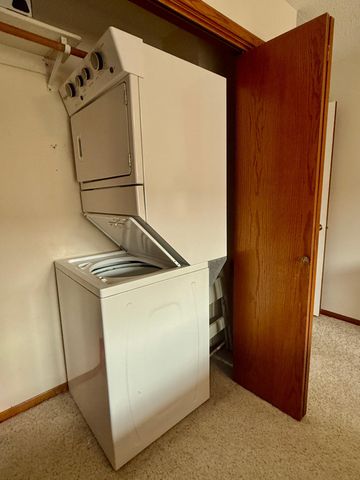 1808 Lakewood Avenue, Albert Lea, MN 56007