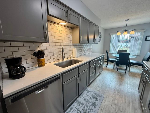 1808 Lakewood Avenue, Albert Lea, MN 56007