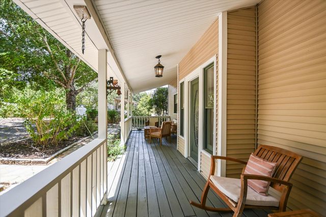 201 Sundown LN, Wimberley, TX 78676